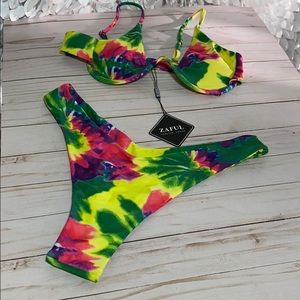 Zaful Tiedye new 2 piece Plunged High waist suit